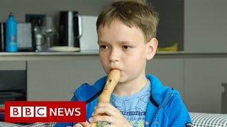 Ukraine’s youth orchestra exiled in Slovenia - BBC News