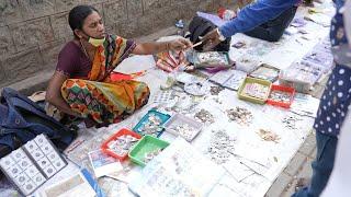 Street coin sellers of Bangalore - Near Majestic