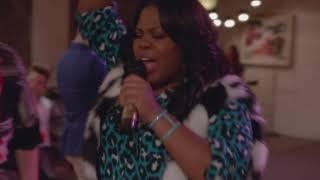 Glee - All About That Bass full performance HD (Official Music Video)