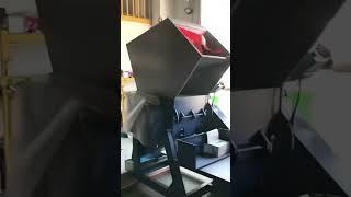 Дробилка полимеров SWP-1400. Дробление пластика. Оборудование для бизнеса. #shorts