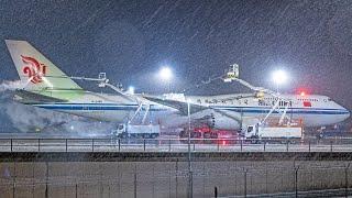 Winter Wonderland At Frankfurt Airport - 33 Minutes of Pure Aviation - DE-ICING operations