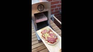 Höllische 60 Sekunden Pizza vom Oberhitzegrill Beefer One Pro mit Pizzastein bei 800 Grad