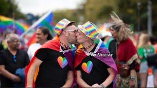 Gay Kissing Lgbtq+ Pride Parade New Zealand  Auckland