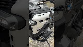 2025 BMW R 1300 GS Adventure Triple Black Close up Look & Feel