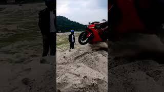 How is the josh #trending #bike #beautifulmoments #viral #rider #travelwitharif #love #dreambike #mo