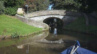 207. Slow TV: narrowboat cruising along the Macclesfield canal