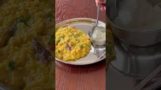 Dal Khichdi Recipe | Moong Dal Khichdi Recipe in cooker #shorts #khichdi #viralvideo #khichdirecipe