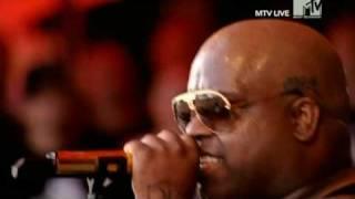 Gnarls Barkley - Smiley Faces (Live Roskilde 2008)