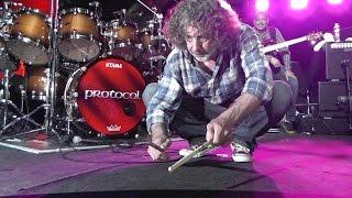 Simon Phillips & Protocol II - Amazing drum solo - must see!