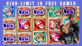 10 FREE GAMES AND BIG LINE HITS! $20 BETS HANDPAY JACKPOT CATS SLOT MACHINE AT BALLYS CASINO