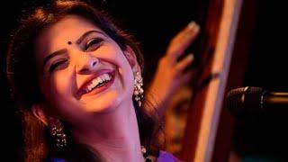 Aye Na Balam Thumri by Bidushi Kaushiki Chakraborty, Tabla accompanied by Ojas Adhiya.