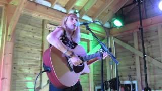 Lisa Redford - Love You Anyway - Live @ Little Rabbit Barn