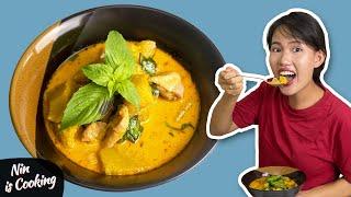 Thai Pumpkin Red Curry Soup Recipe - Gaeng Phed Fakthong - Nin is Cooking