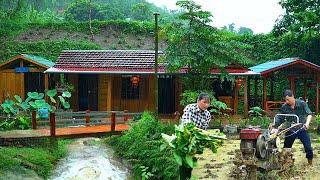 DAU & TU's hard rainy day: Plowing the fields and enjoying a warm meal in the late summer rain