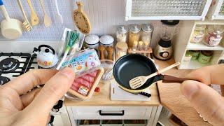 Re-Ment Kitchen Mini Burger Steak Scrambled Eggs Vegetable Stir-Fry Toy Food Miniature Cooking ASMR