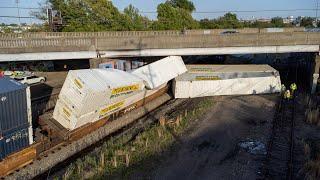 Double Stack Train Hits Bridge in Richmond, VA - Q41528 Derailment at South AY!