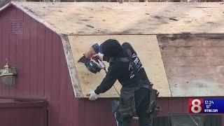 North Haven businesses pitch in to build new roofs for nonprofit horse rescue