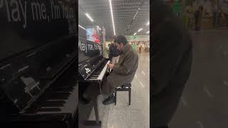 Pianist Stuns A Girl With Wedding March