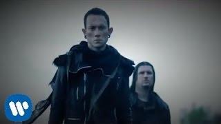 Trivium - In Waves [OFFICIAL VIDEO]