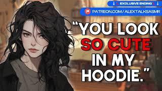 [️ cute & spicy ️] [F4F] Cuddling in your Dommy gf's lap while wearing her hoodie | ASMR RP