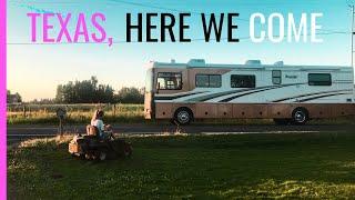 LIVING IN OUR RV FOR A MONTH - Goodbye House