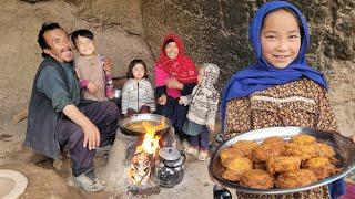 Surviving the Cold: Afghan Twins Family Cooking Traditional Meals in a Remote Cave | Rural Life Vlog