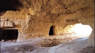 The most mysterious ancient and historical caves of the central desert of Iran