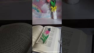 Aesthetic Diy Bookmark |shreyassimpleartsandcrafts| Shorts #youtubeshorts #diy #bookmark#tulip#art