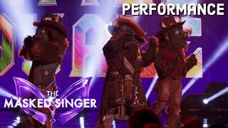 Buffalos sing “Go Your Own Way” by Fleetwood Mac | THE MASKED SINGER | SEASON 12