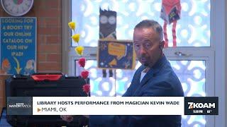 Library hosts performance by musician Kevin Wade