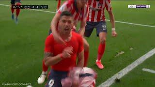 Luis Suarez scores dramatic winning goal