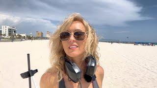 Beach Treasure Hunting at Gulf Shores, Alabama - Metal Detecting