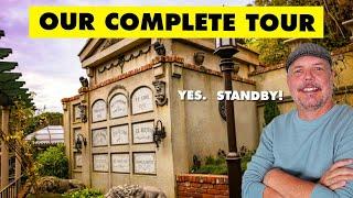 We saw the Haunted Mansion queue! | Complete Tour via stand by