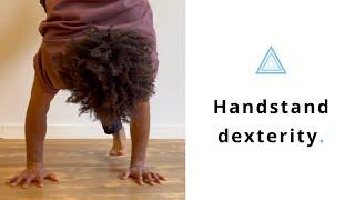 Handstand dexterity - Hiddenbody