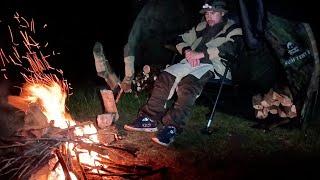 Рыбачим и ночуем в затяжную дождливую погоду