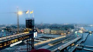 Stockholm Walks: Rooftop views in magic mist. Mosebacke terrace - Gondolen - Café Klotet