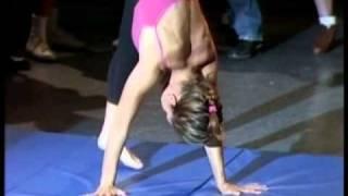 Amy Jo Johnson - sexy gymnastics routine