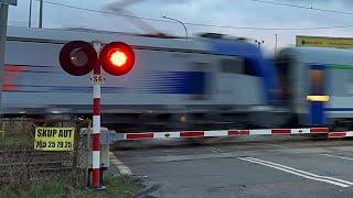 Przejazd kolejowy UP-1 Wejherowo ul. Pucka | Polish railway crossing in Wejherowo - 4 przeloty