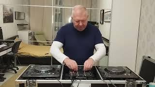 То что доктор прописал! 128 ударов.) Pioneer CDJ 1000 mk3. Pioneer DJM 400.