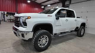 2025 Chevrolet 2500HD with BDS 5in on 38s