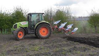 Claas & Kverneland ploughing