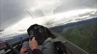 DG1000 Glider flight into wave July 2018