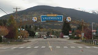 Valemount's New Entrance Sign Completed