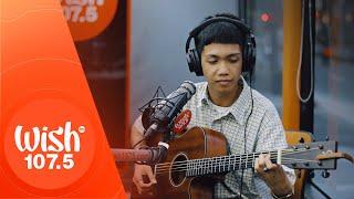 Jan Roberts performs "Sagip" LIVE on Wish 107.5 Bus