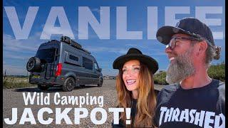 VANLIFE - We hit the Wild Camping JACKPOT! - Aldeburgh, Suffolk.