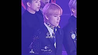 V is jealous when suho looked at Jisoo  #jisoo #kimtaehyung #vsoo #taesoo