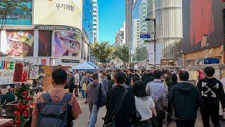 Myeongdong Street in Seoul is very crowded today as well! | Korea Travel 4K HDR