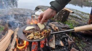 The Outdoor Axe Burger - Outdoor Cooking - Muurikka - Adria Twin Vanlife