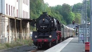 50 3616 des VSE erreicht am 22.9.2024 mit der "Erzgebirgischen Aussichtsbahn" den Bahnhof Annaberg