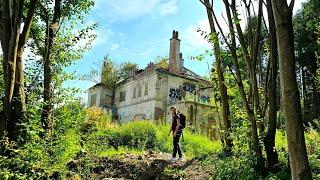 Exploring An ABANDONED Storthes Hall INSANE ASYLUM Nurses Manor In Huddersfield - Abandoned Places